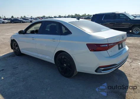 2025 Volkswagen Jetta 1.5T Sel from USA, damaged, VIN 3VWGX7BU5SM061831